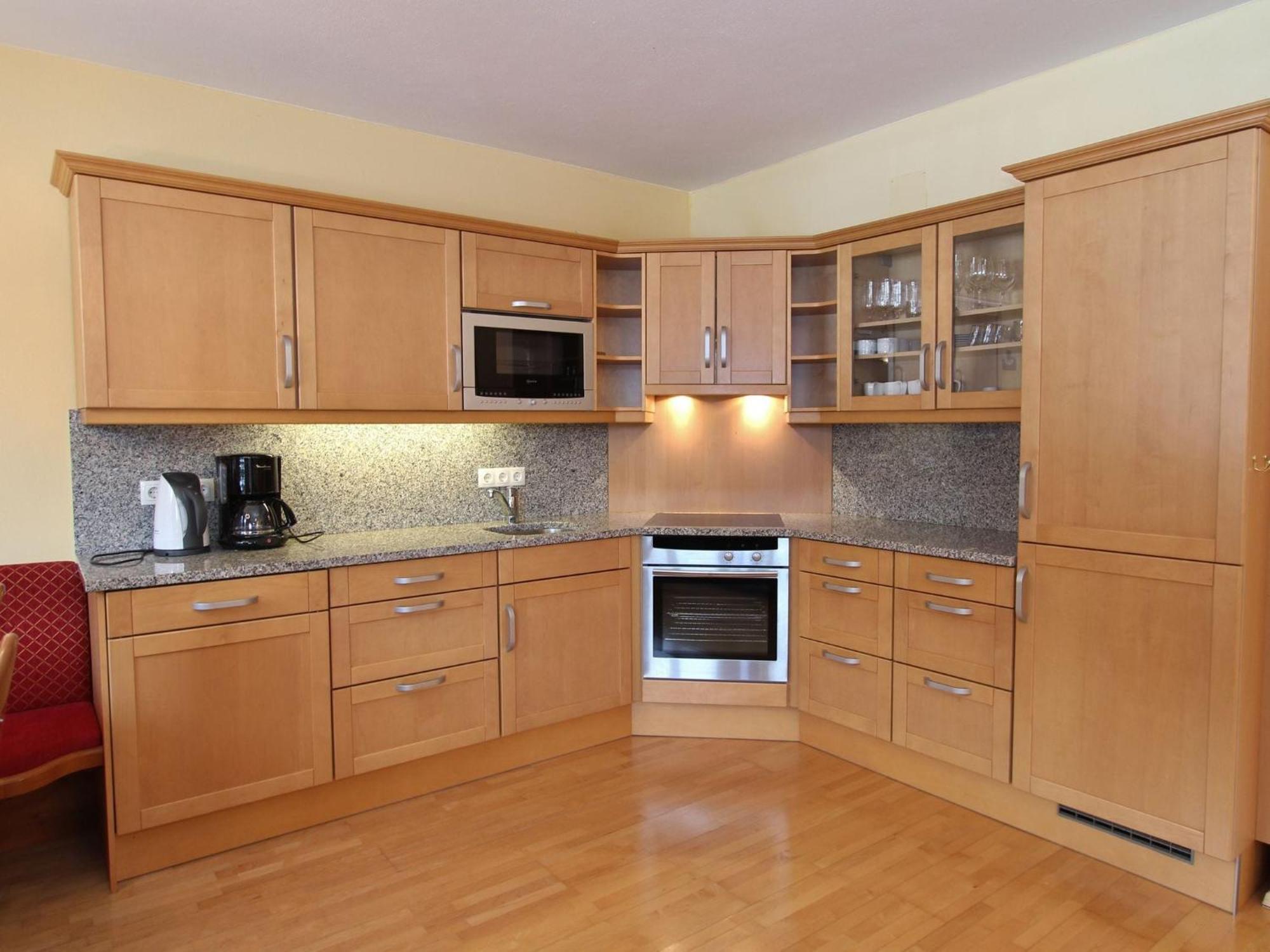 Large Chalet Apartment In Saalbach Hinterglemm Esterno foto